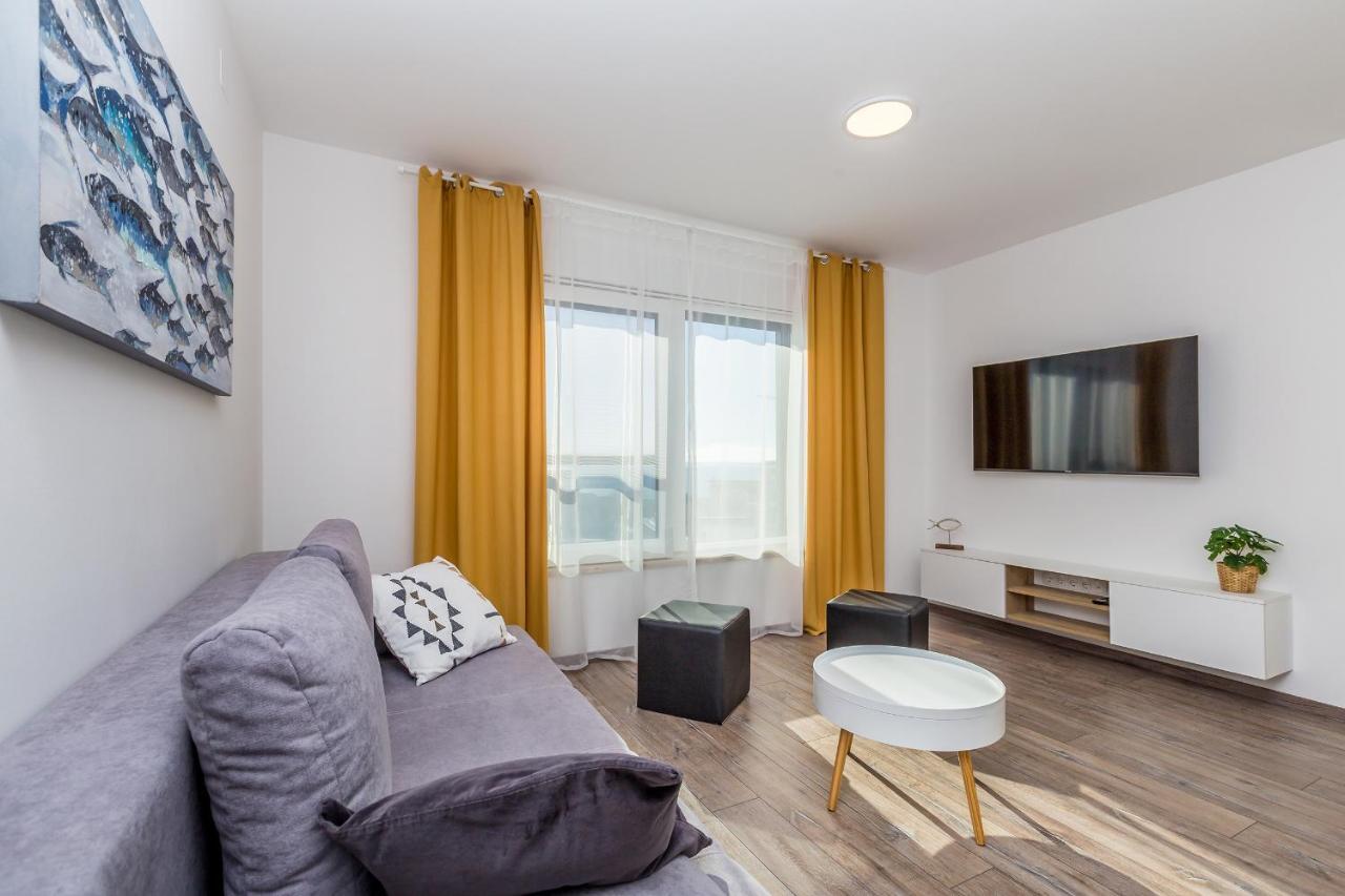 Apartments Luca Krk Town Extérieur photo